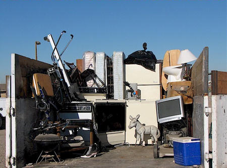 How Junk Removal Services Help in Office Cleanouts