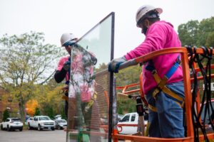 Importance of Certified Technicians in Professional Auto Glass Repair Services